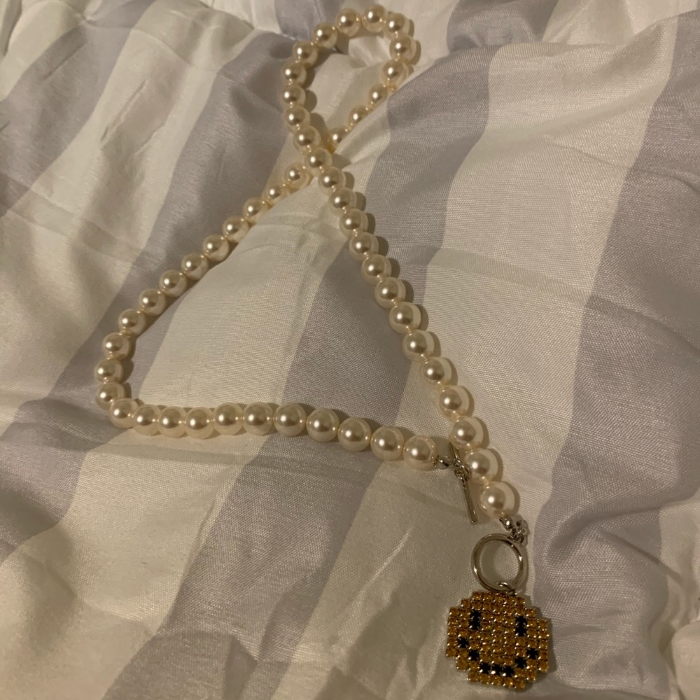 Vintage hollywood pearl necklace